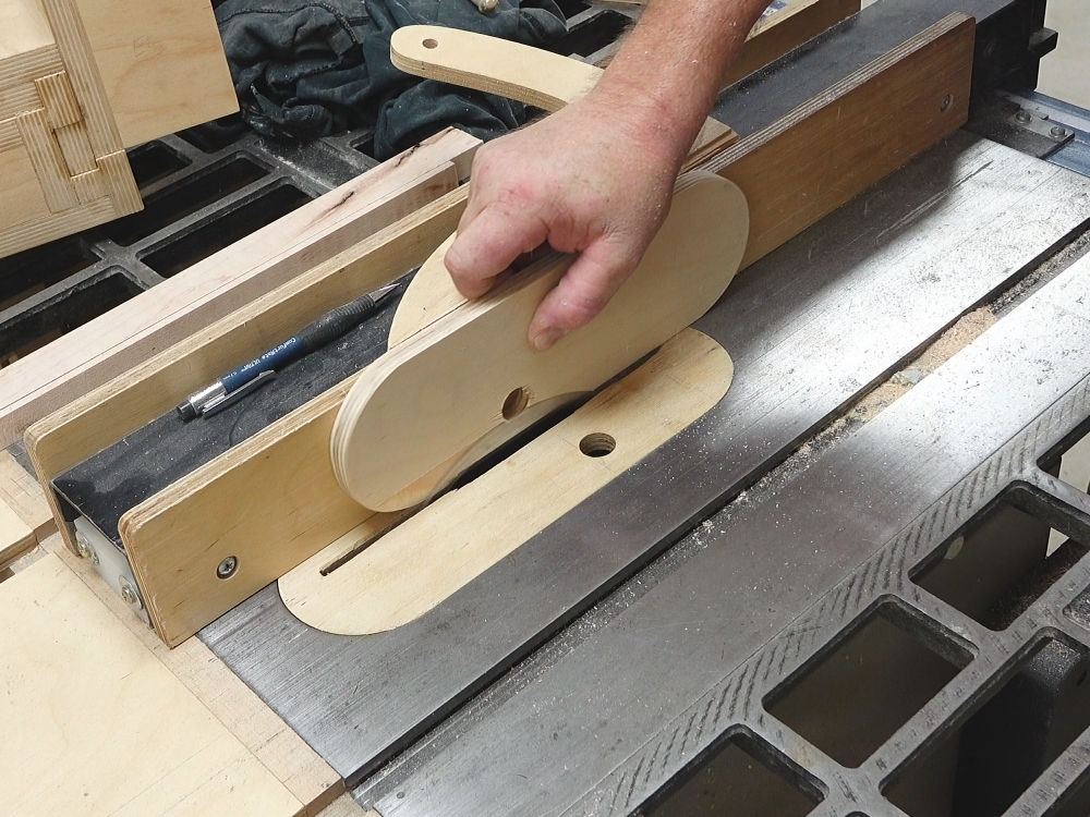 How To Make A Zero Clearance Insert For A Table Saw IBUILDIT.CA